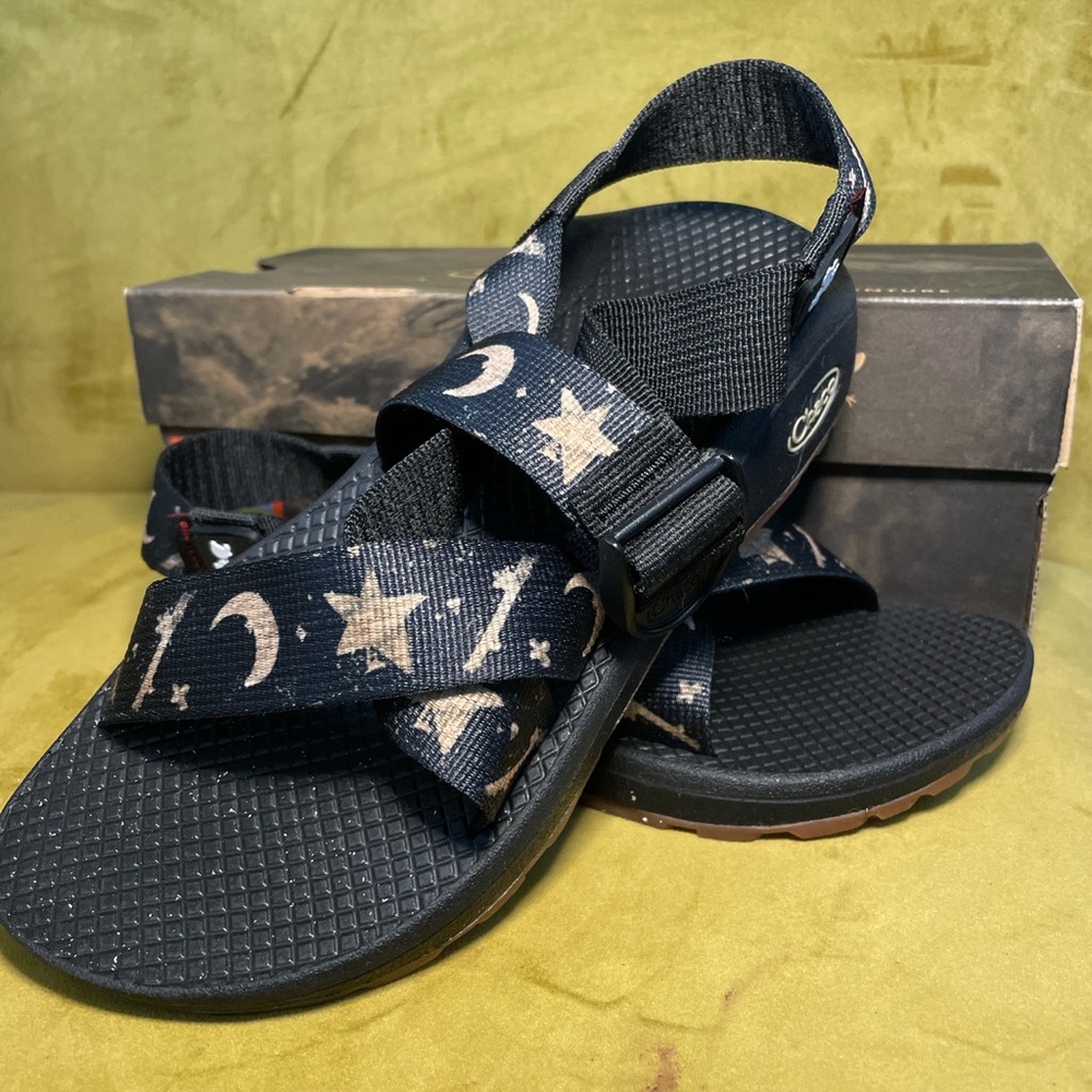 Chaco moon star sandals